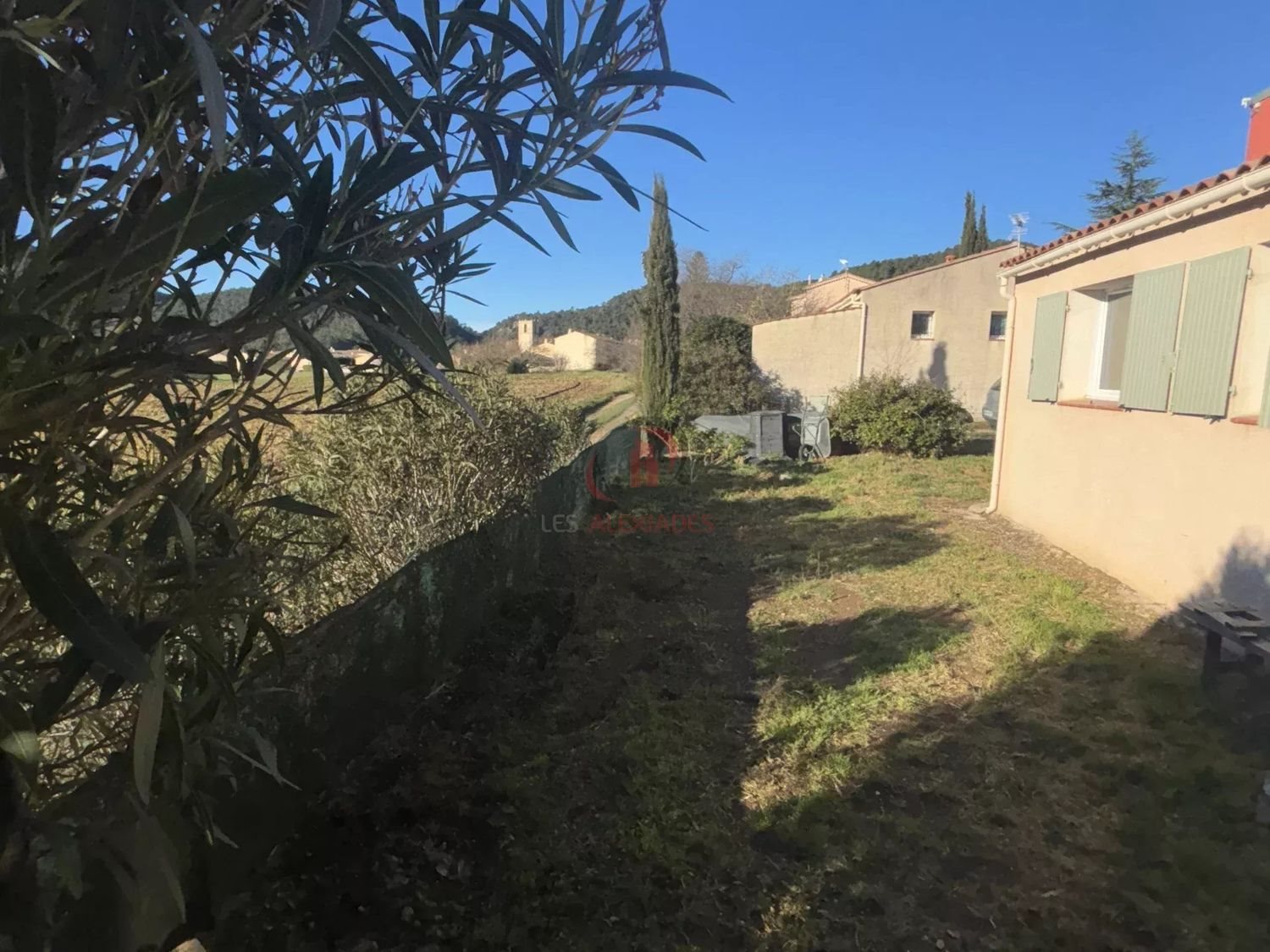 Maison à louer, 111m², Signes