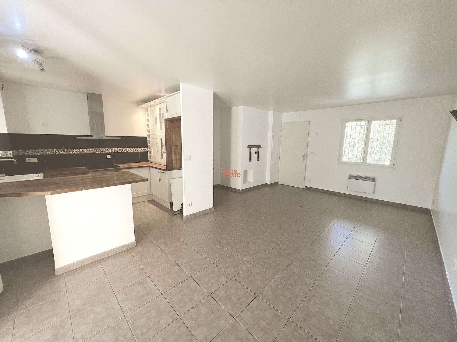 Appartement à louer, 65m², Gémenos