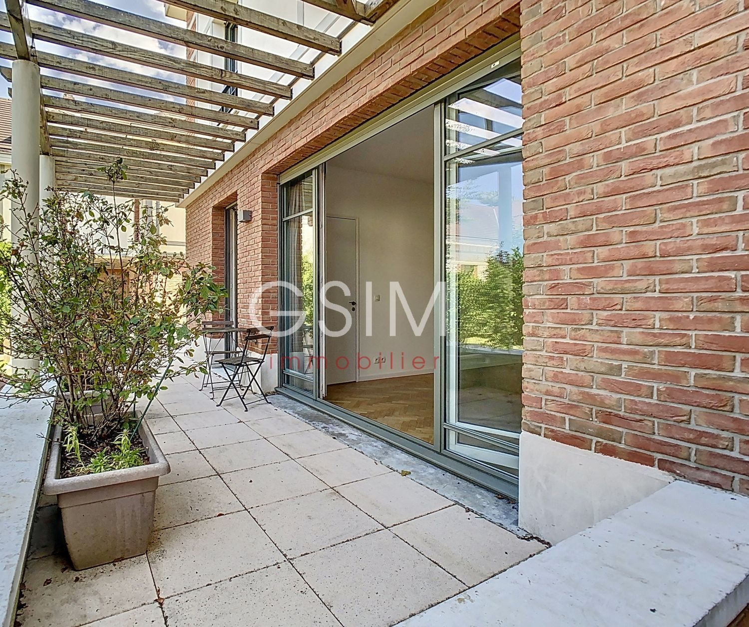 Appartement à louer, 57m², Garches
