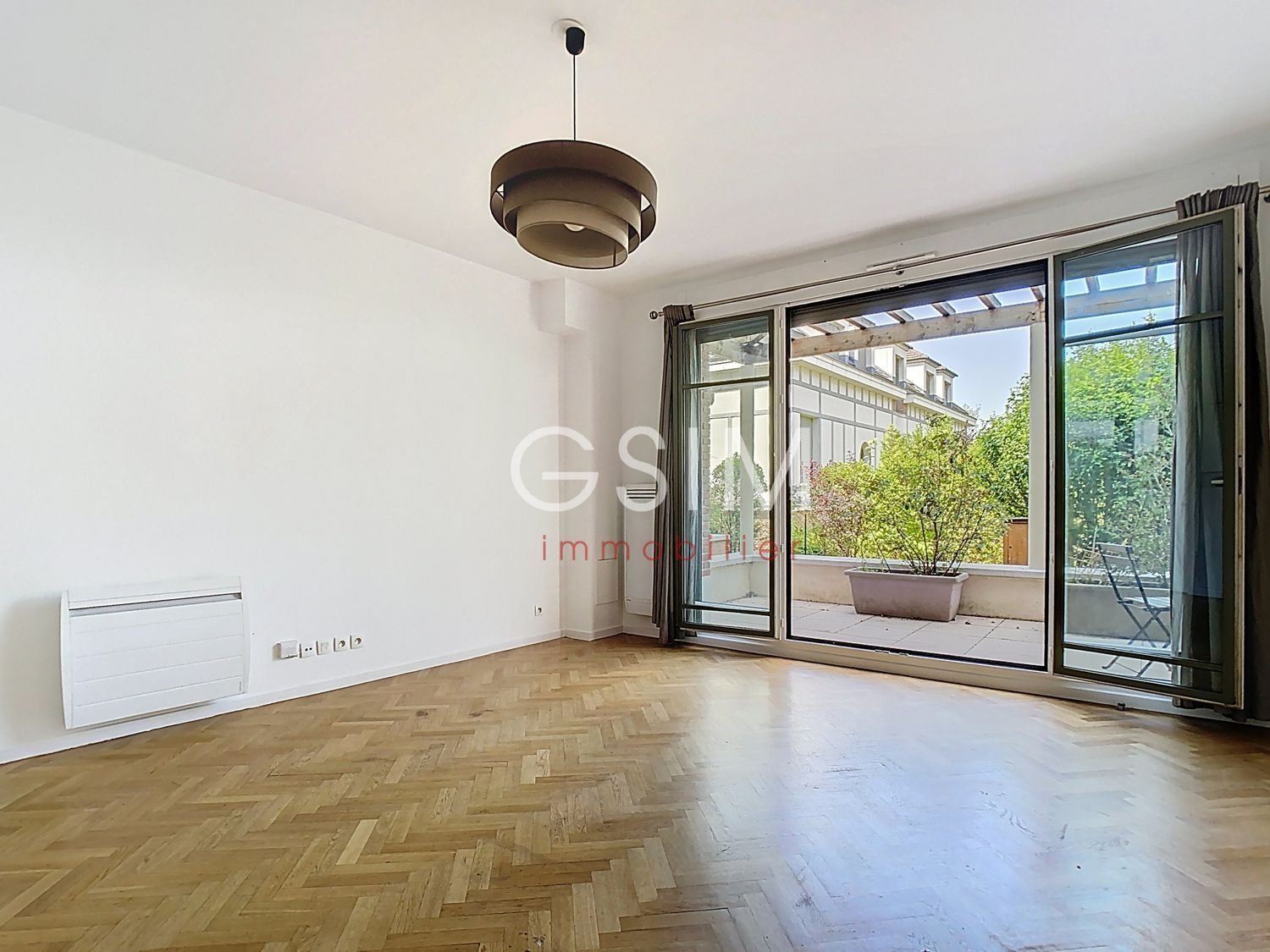 Appartement à louer, 57m², Garches