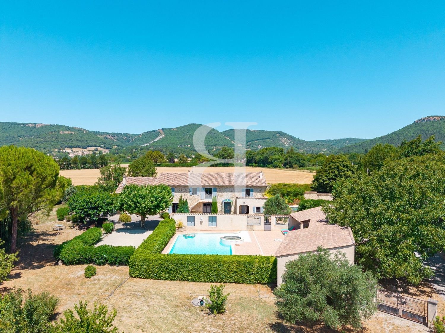 Maison à vendre, 550m², Marsanne