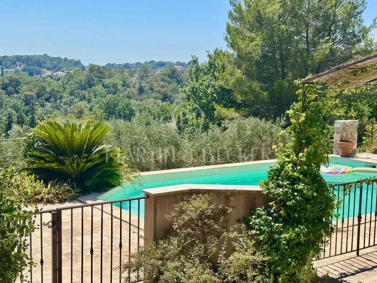 Maison à vendre, 150m², Châteauneuf-Grasse