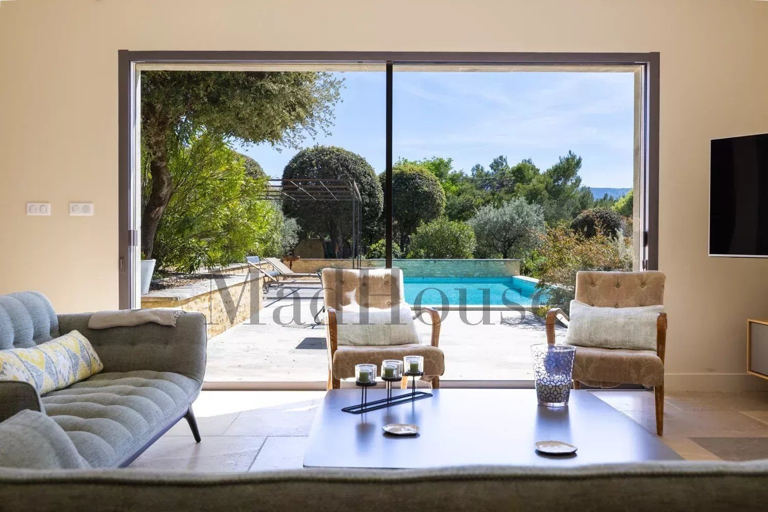 Maison à vendre, 260m², Beaumettes