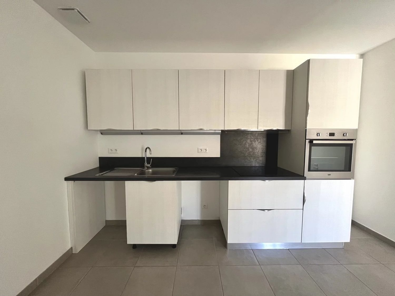 Appartement à louer, 56m², Rognes