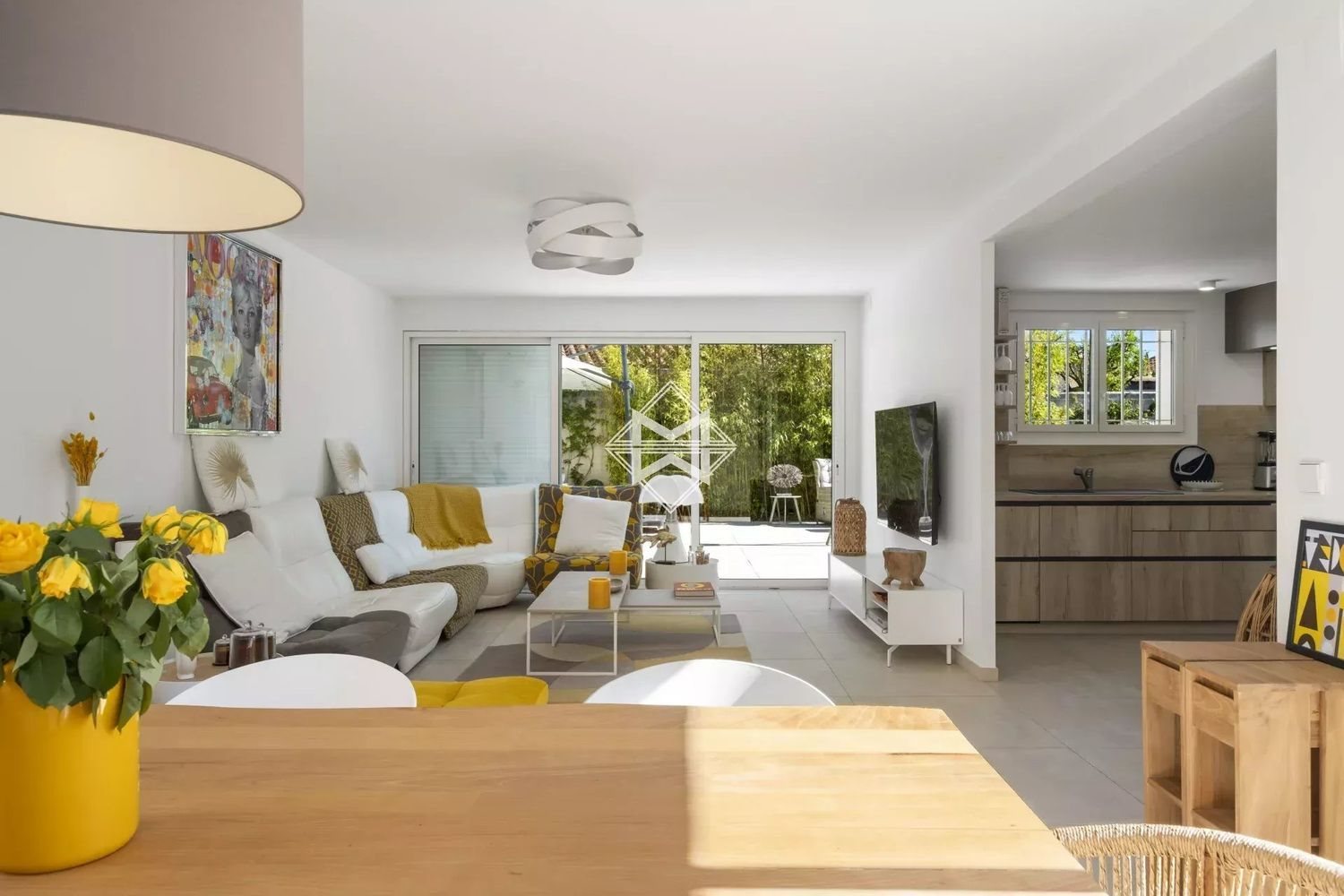 Maison à louer, 11m², Saint-Tropez