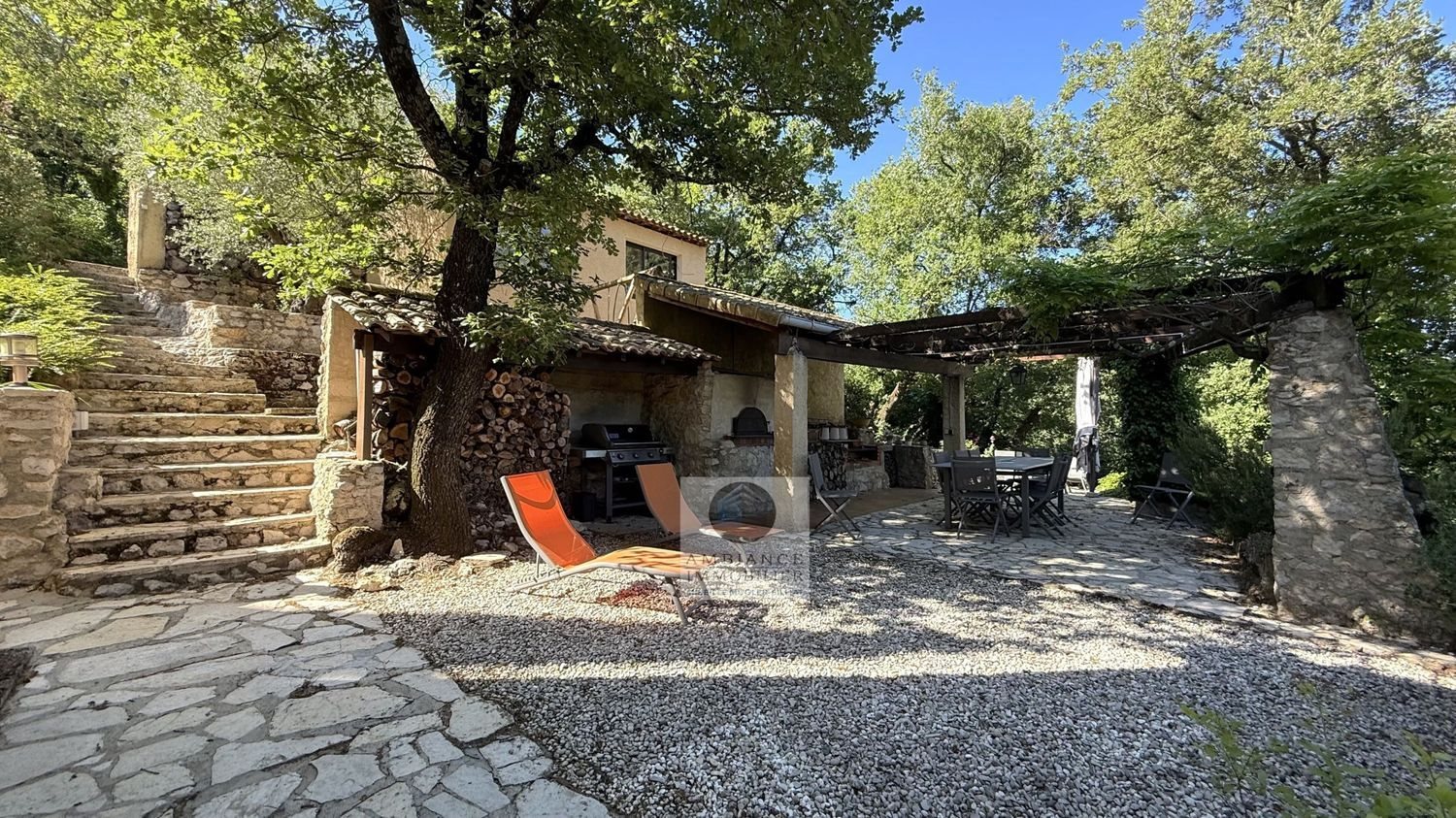 Maison à vendre, 225m², Alissas