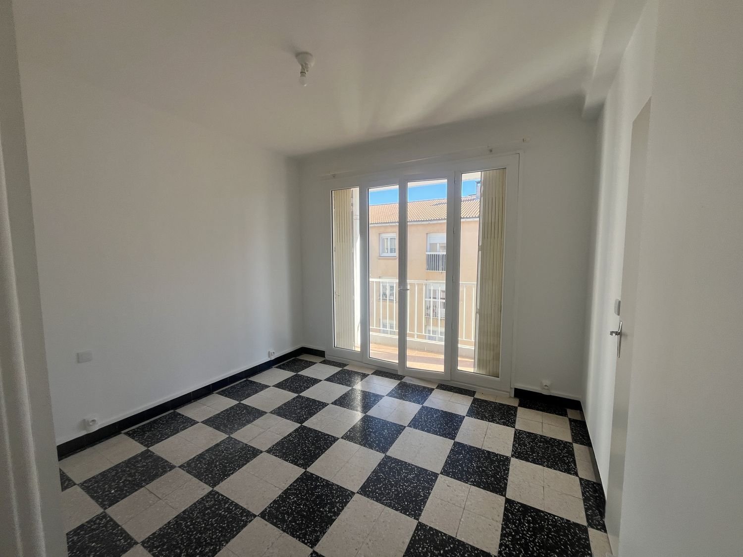 Appartement à louer, 46m², Nîmes