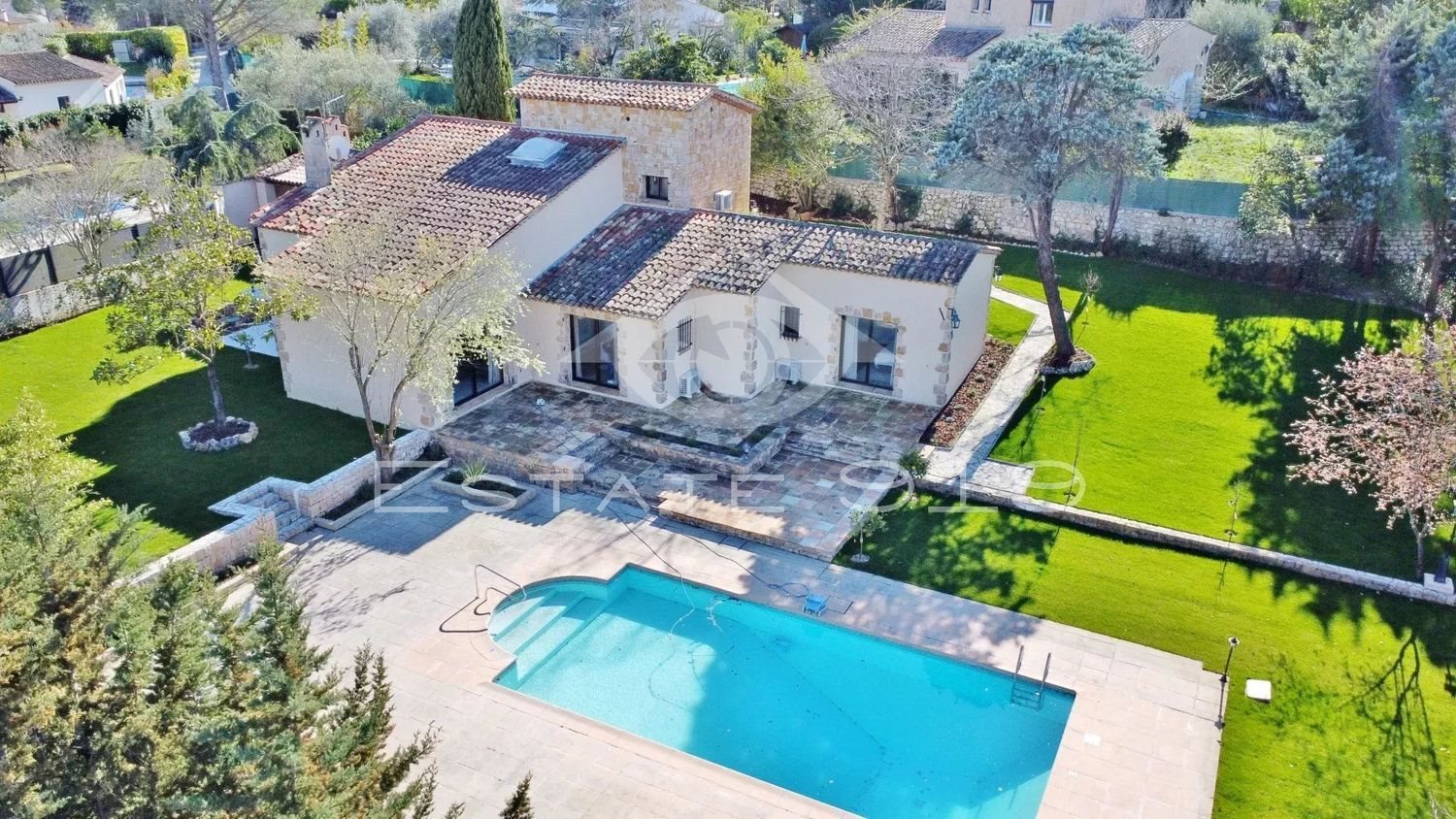 Maison à vendre, 182m², Valbonne