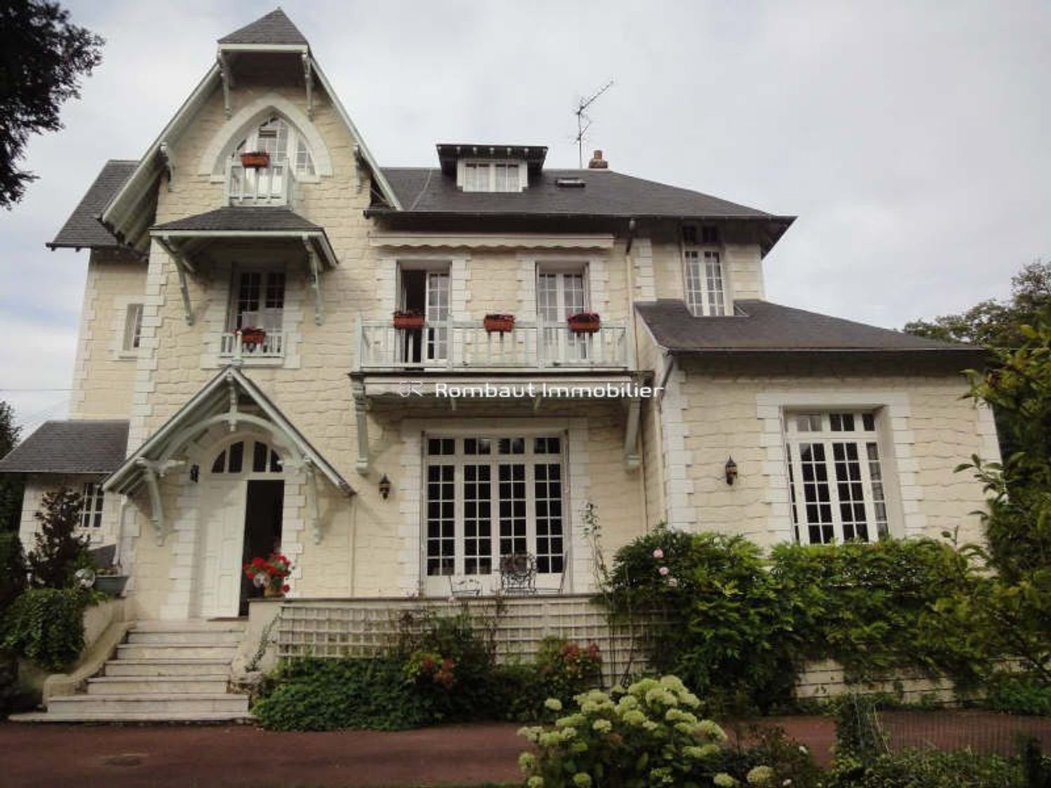 Maison à vendre, 226m², Vaucresson