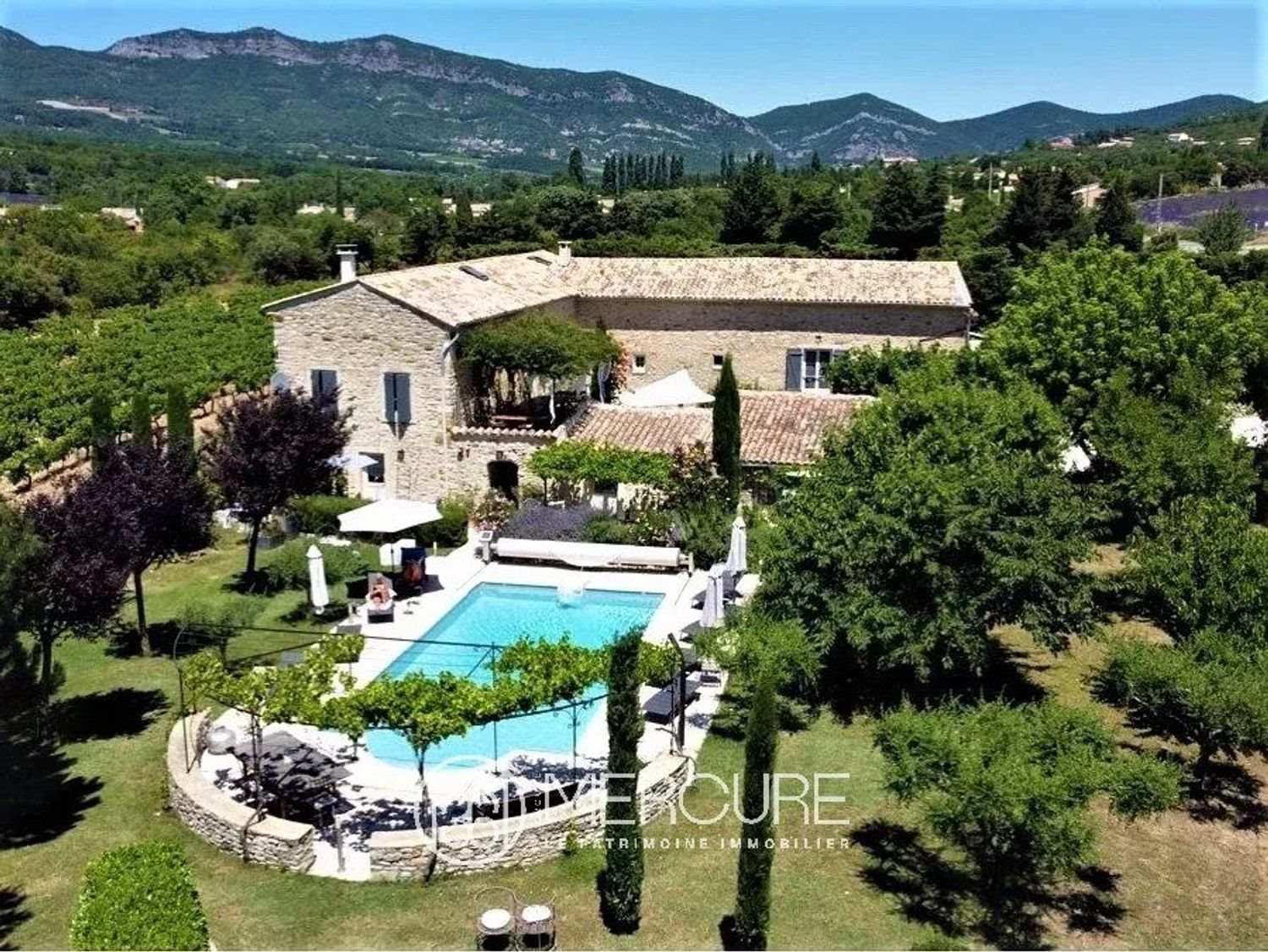 Maison à vendre, 341m², Roche-Saint-Secret-Béconne