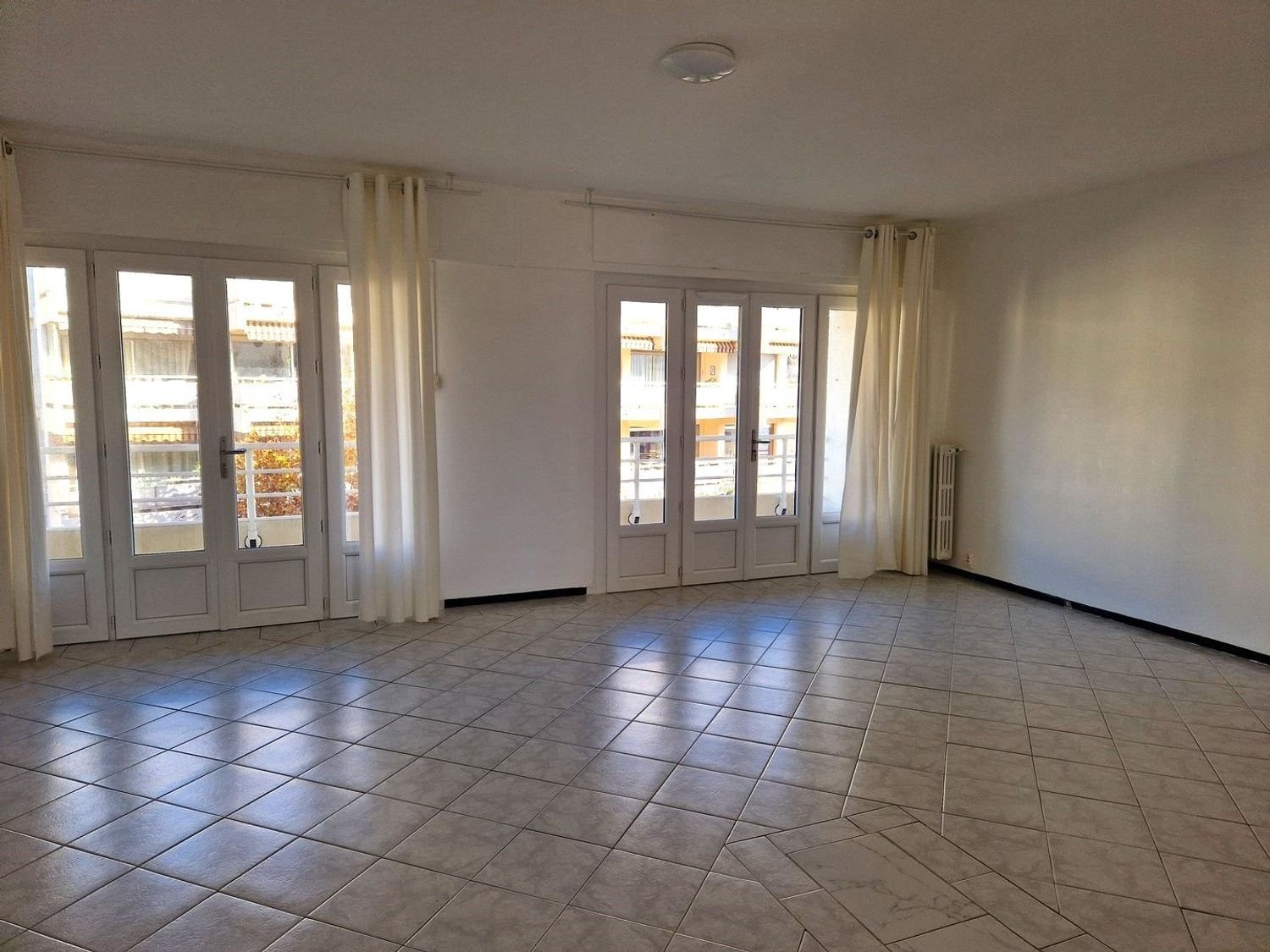 Appartement à louer, 90m², Toulon