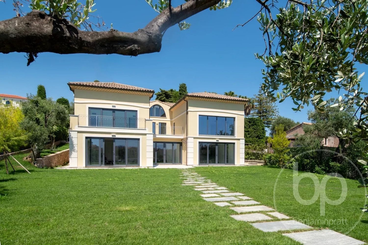 Maison à vendre, 450m², Roquebrune-Cap-Martin