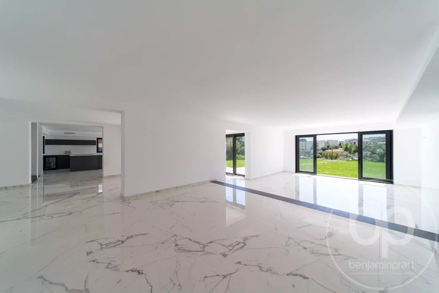 Maison à vendre, 450m², Roquebrune-Cap-Martin