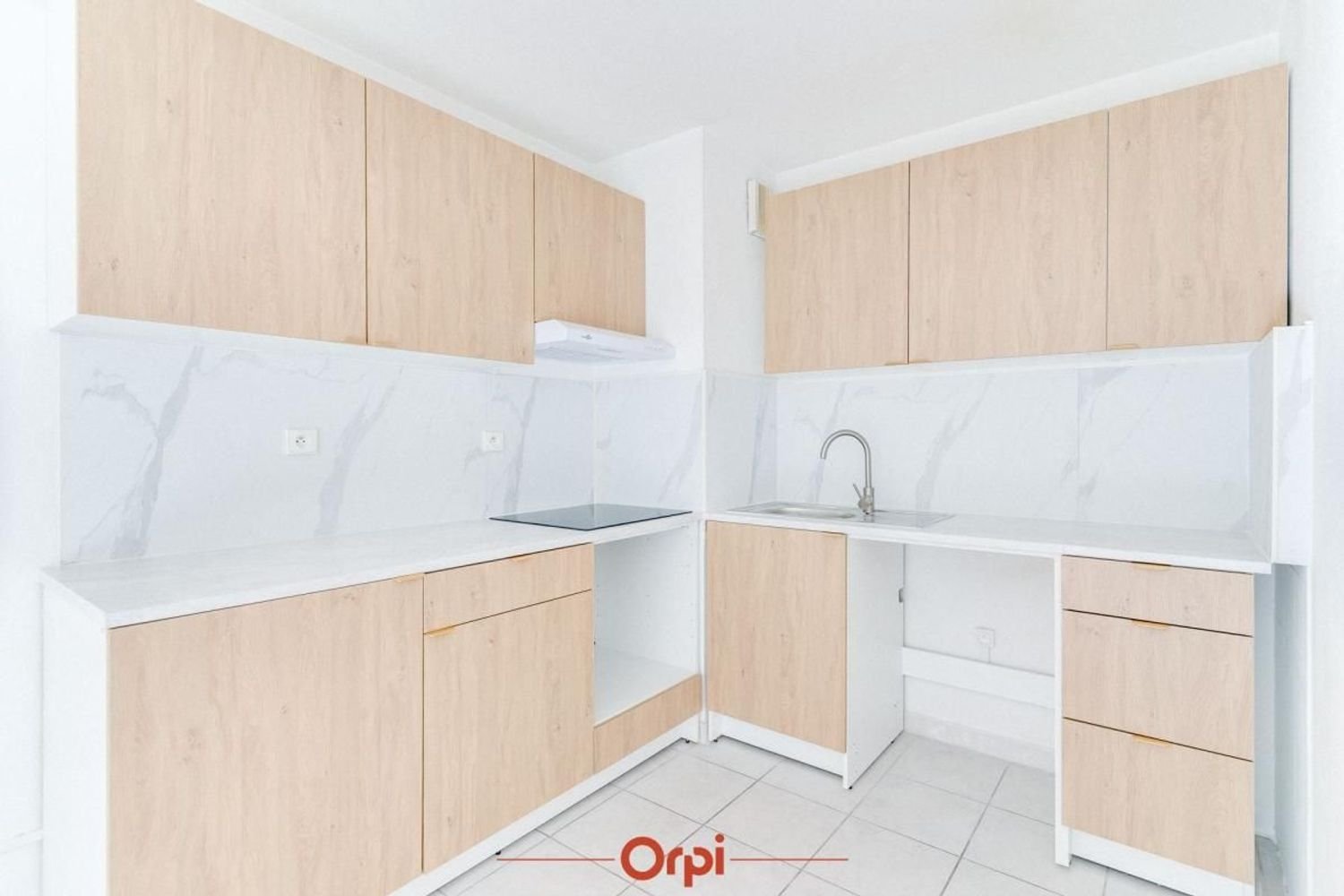 Appartement à louer, 45m², Marseille 8ème