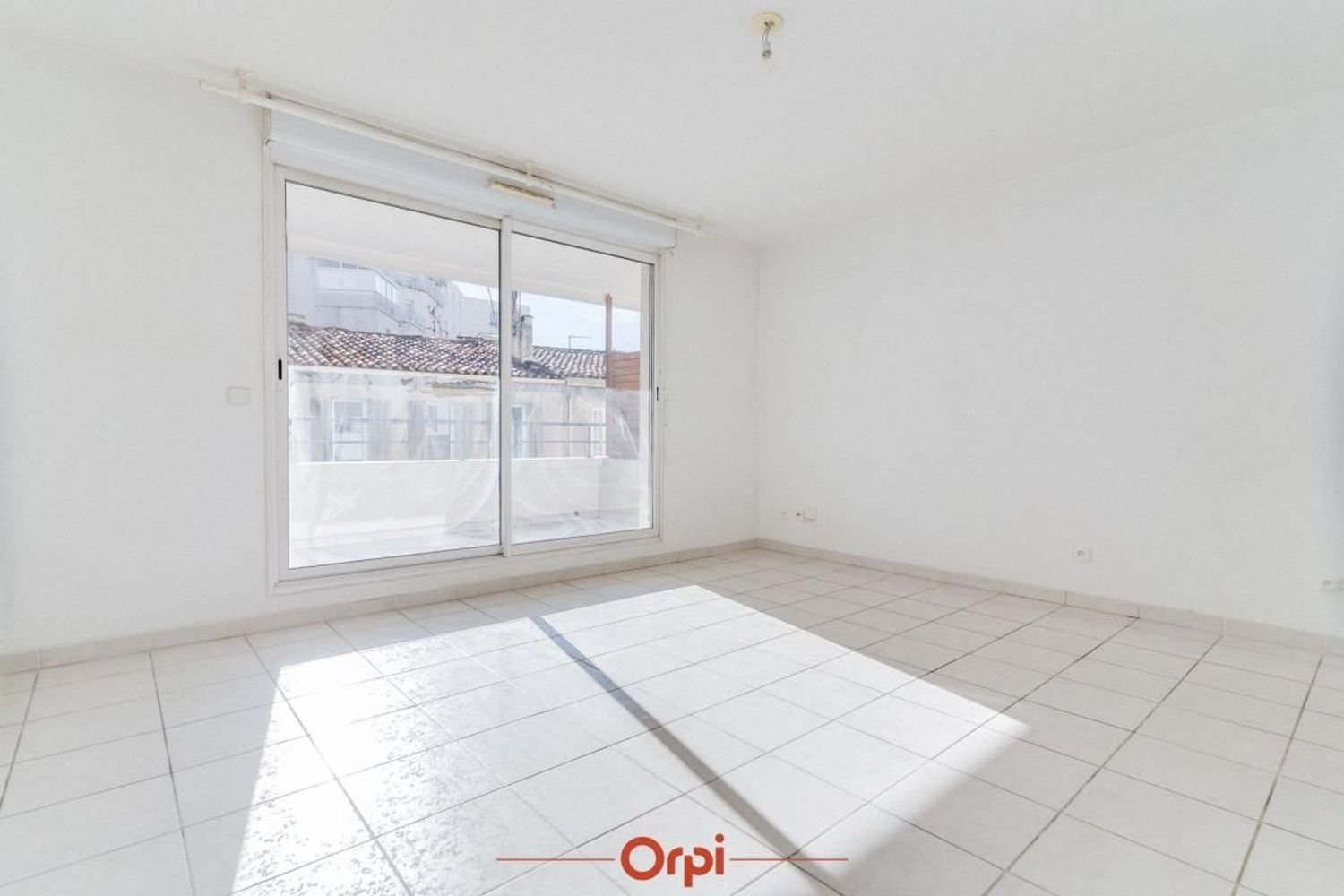 Appartement à louer, 45m², Marseille 8ème