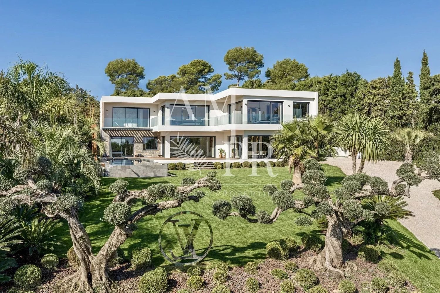 Maison à louer, 552m², Mougins