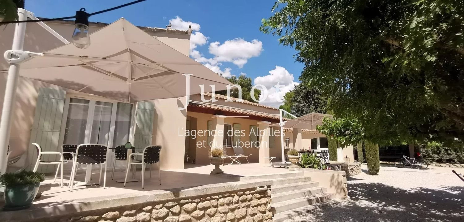 Maison à louer, 200m², Maussane-les-Alpilles