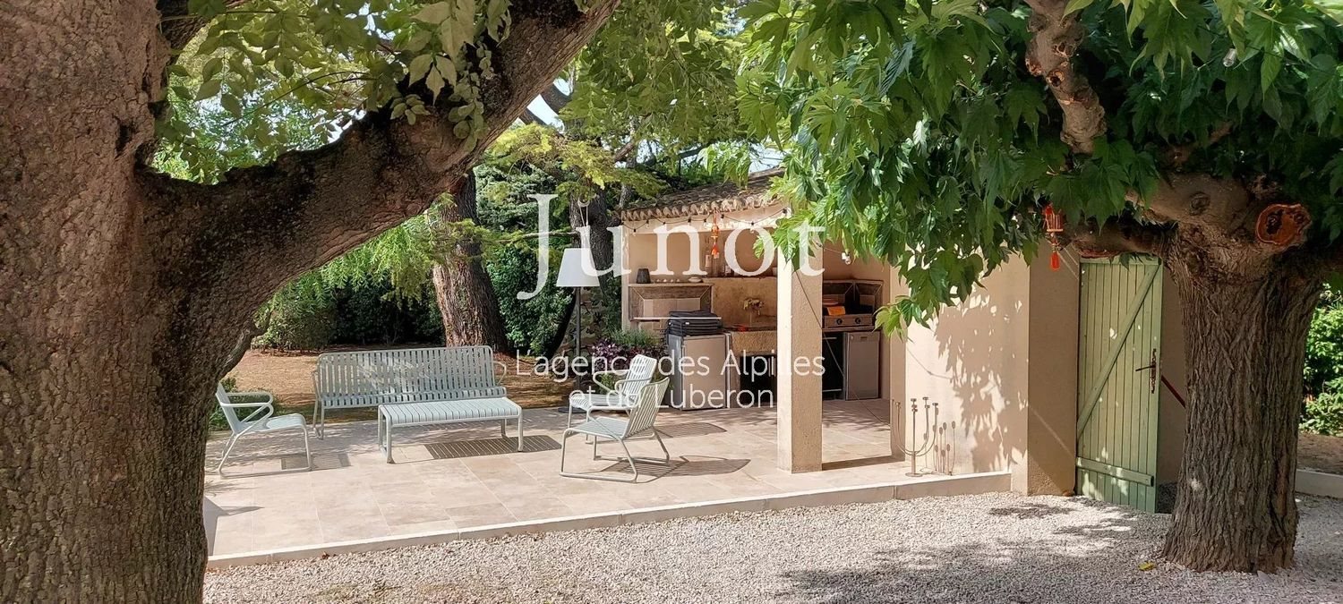 Maison à louer, 200m², Maussane-les-Alpilles