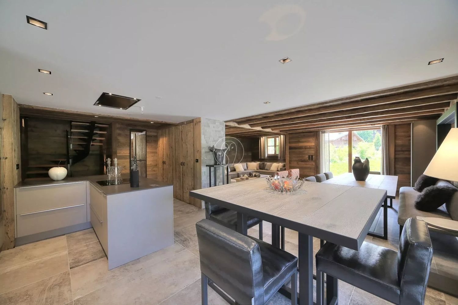Appartement à louer, 175m², Megève