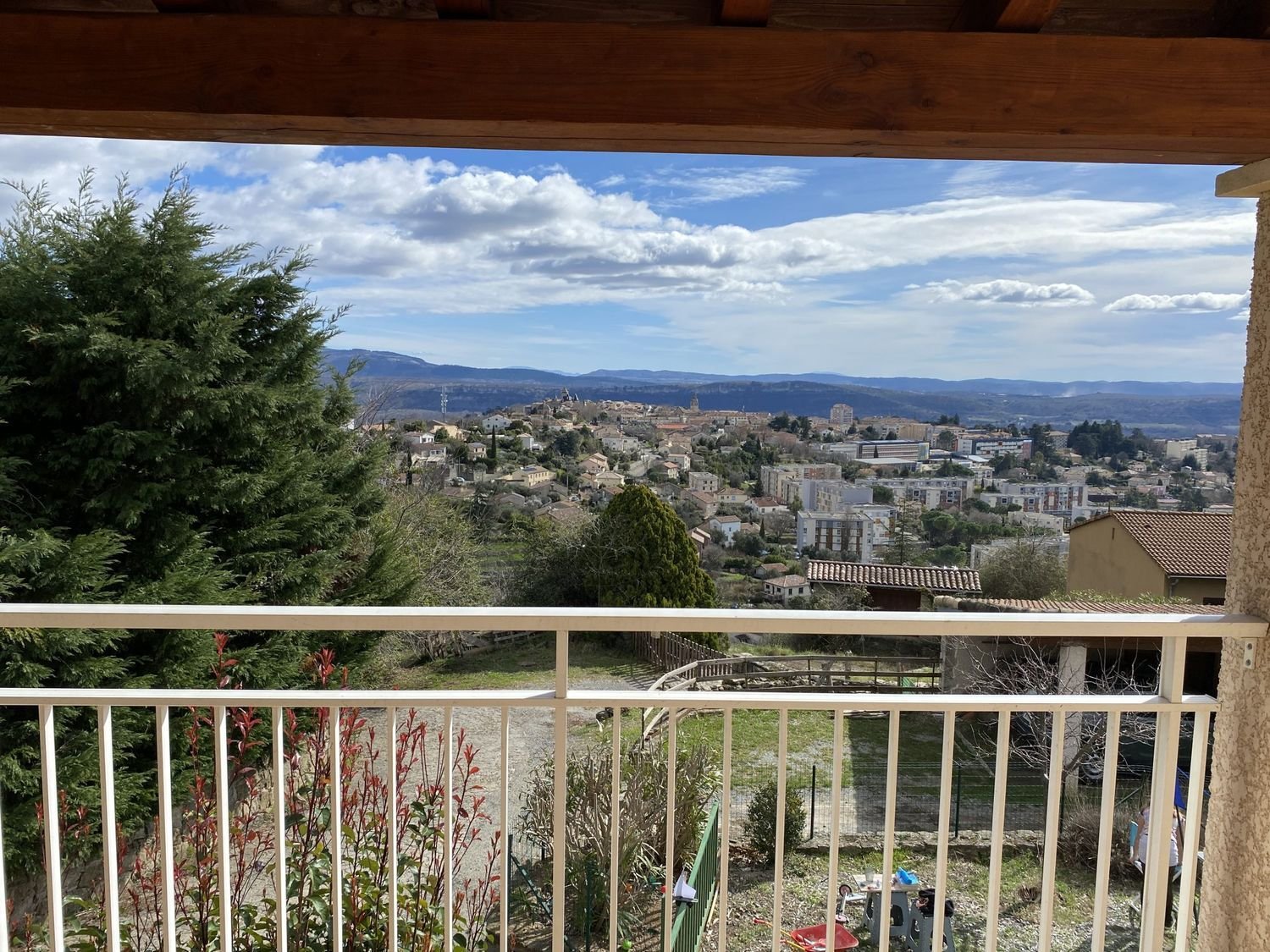 Appartement à louer, 60m², Aubenas