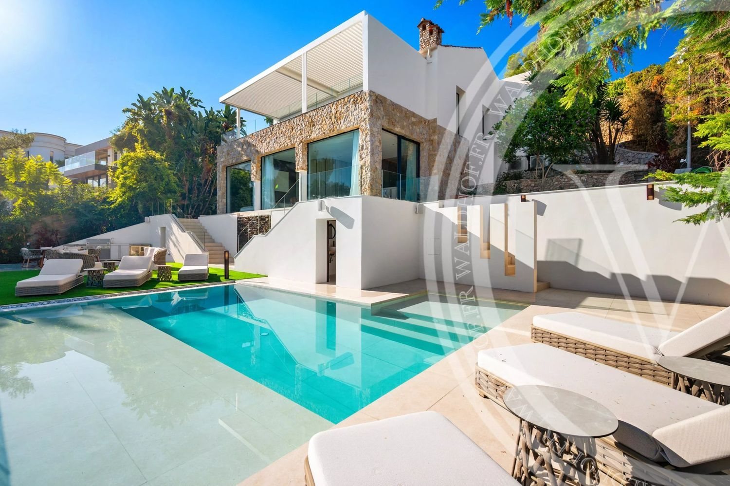 Maison à louer, 292m², Roquebrune-Cap-Martin