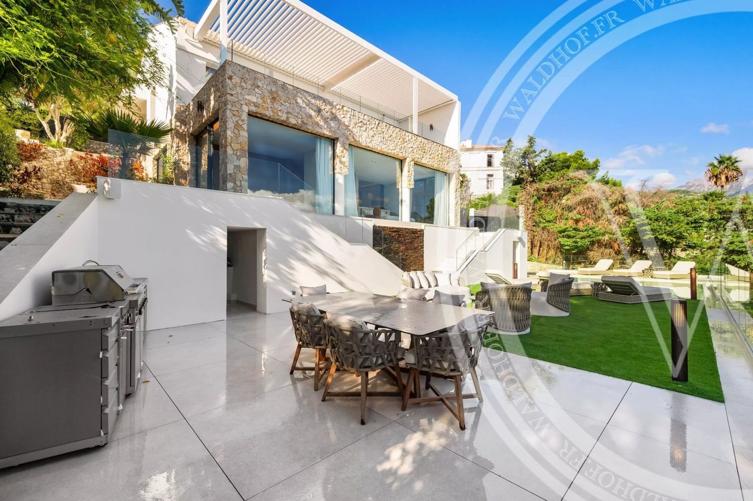 Maison à louer, 292m², Roquebrune-Cap-Martin