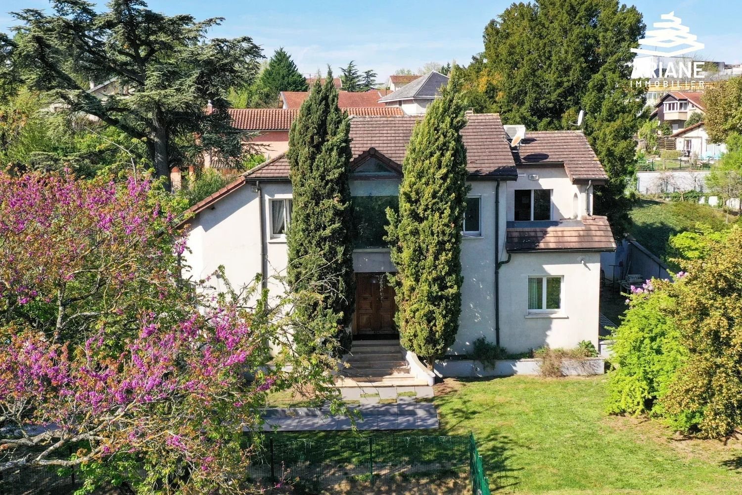 Maison à vendre, 310m², Vénissieux