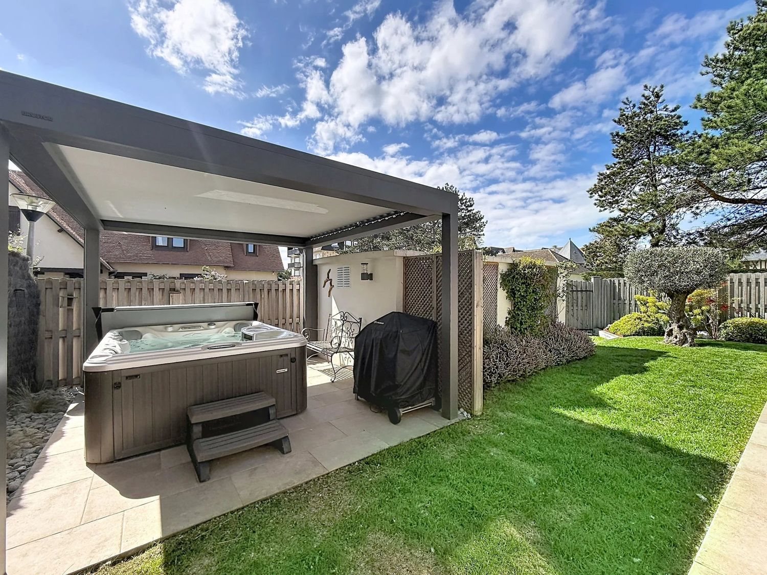 Maison à vendre, 106m², Tourgéville