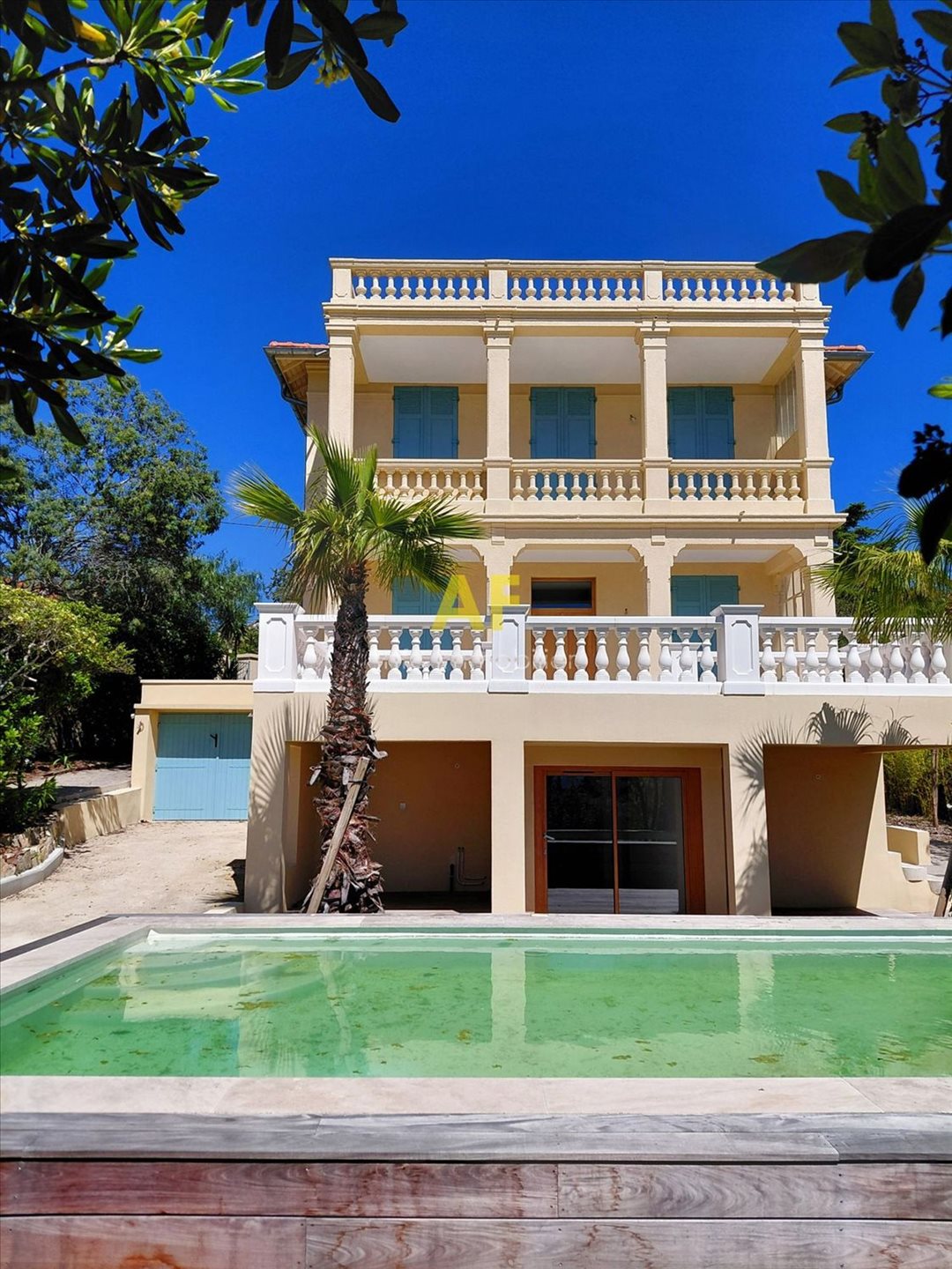 Maison à vendre, 198m², Saint-Raphaël