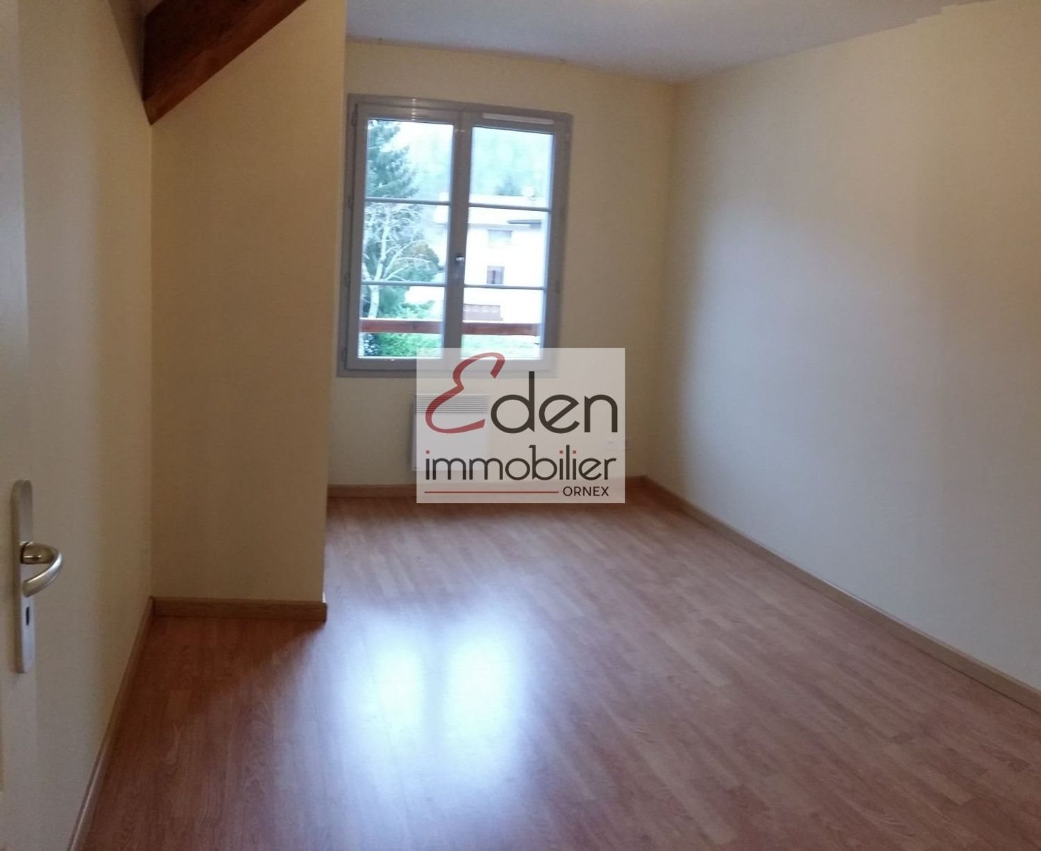 Appartement à louer, 87m², Gex