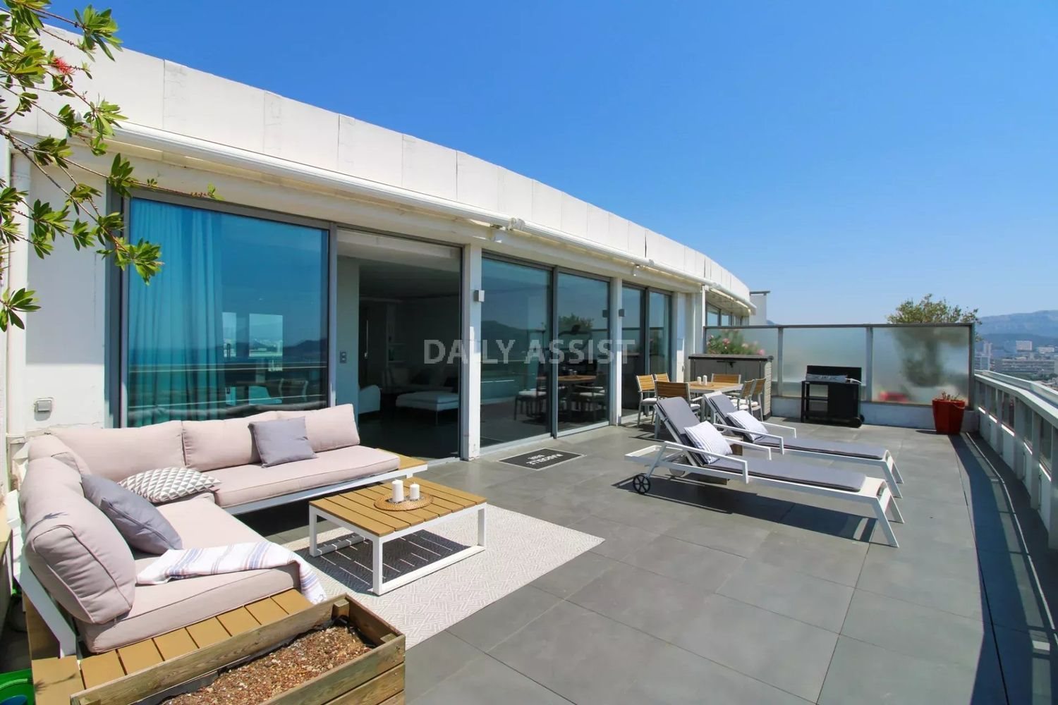 Appartement à louer, 200m², Marseille 8ème