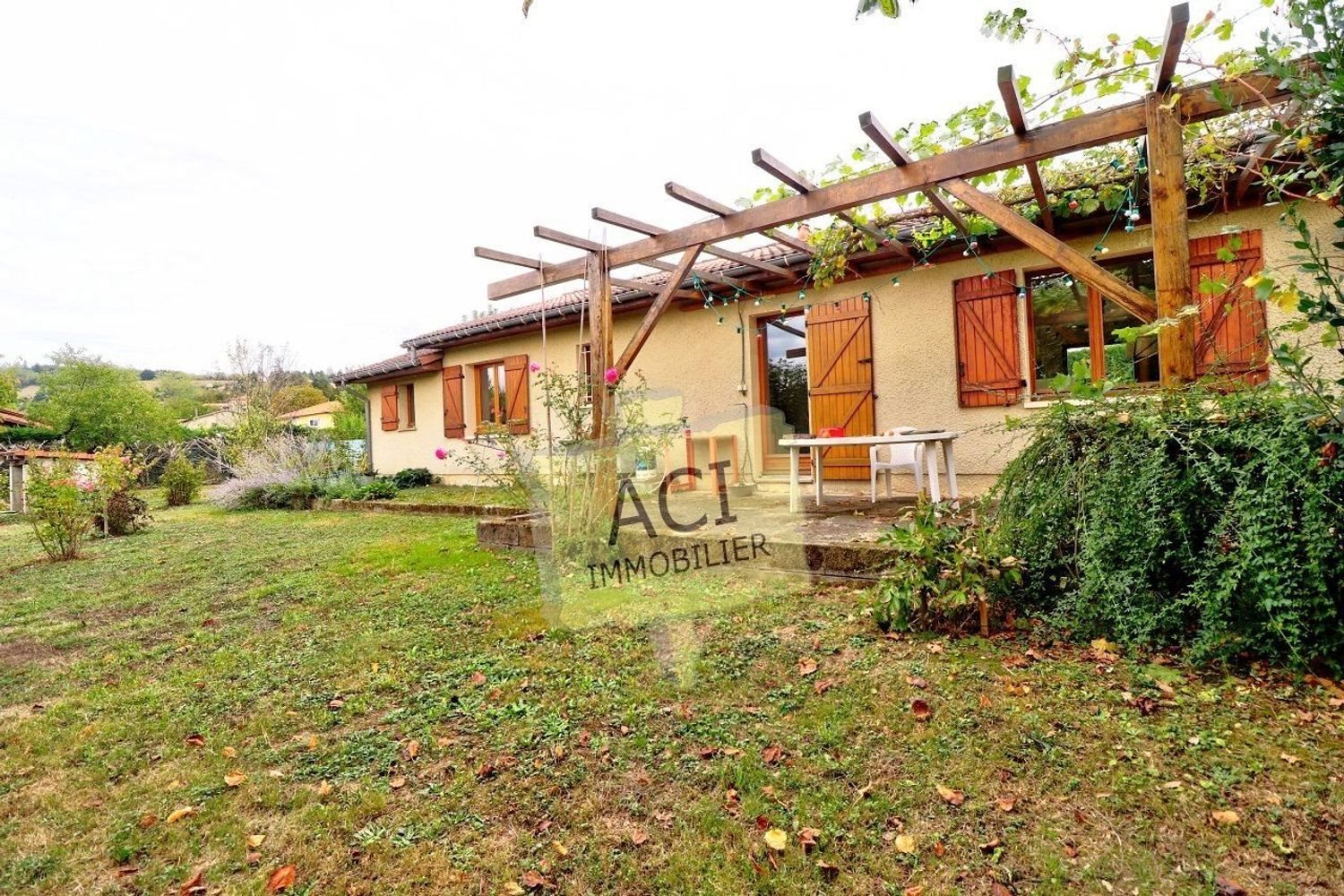 Maison à vendre, 112m², Luzinay