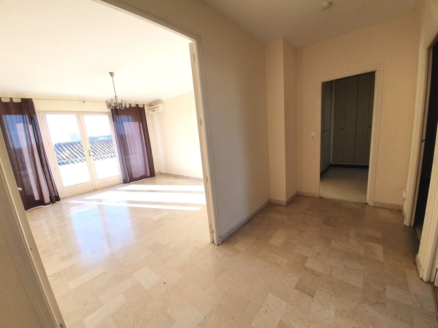 Appartement à vendre, 73m², Nîmes