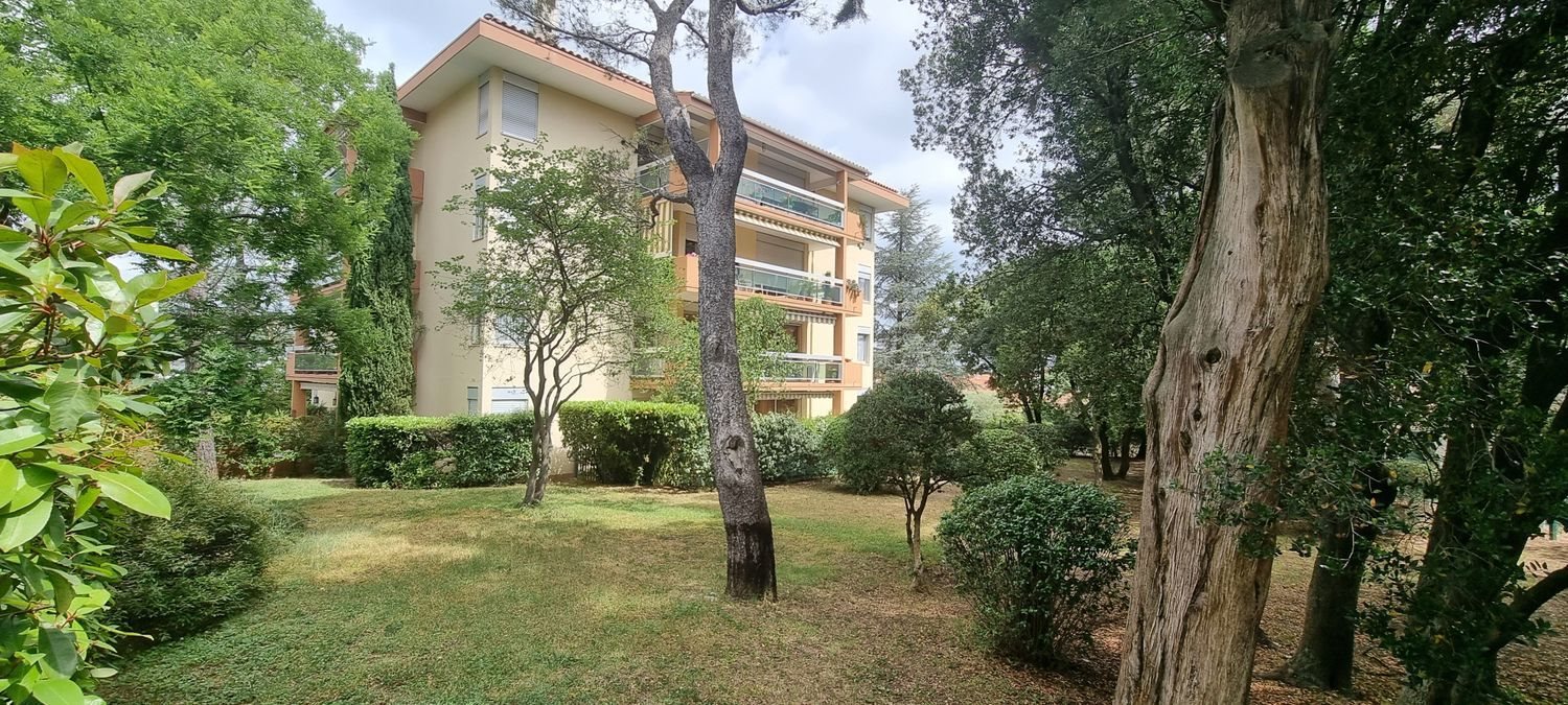 Appartement à vendre, 97m², Nîmes