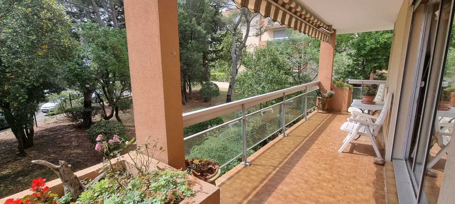 Appartement à vendre, 97m², Nîmes