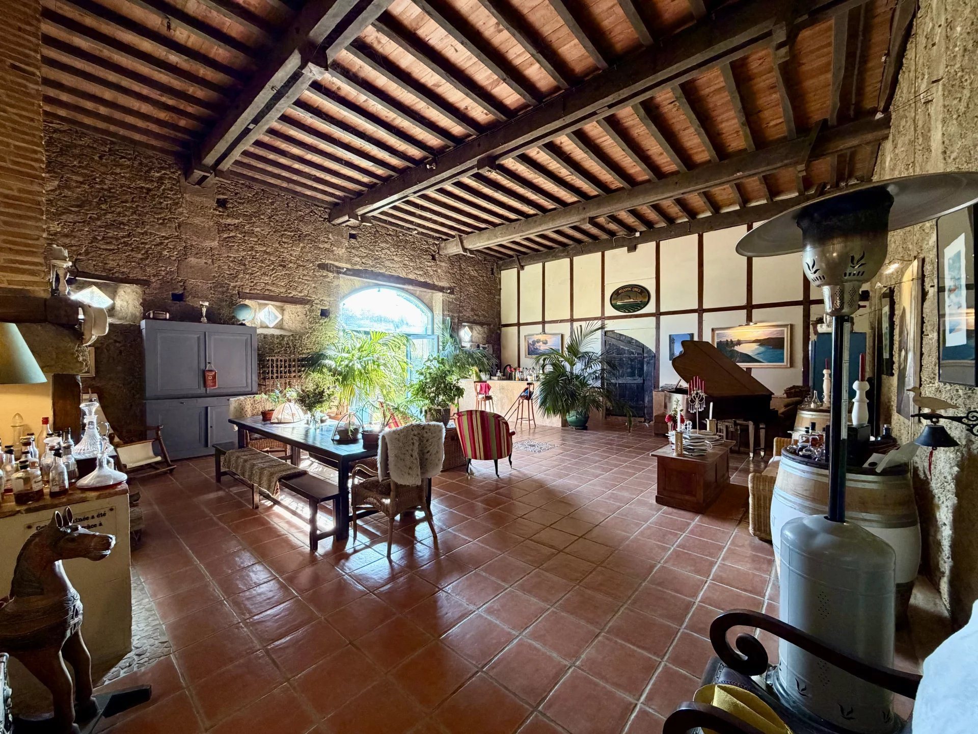 Maison à vendre, 337m², Monguilhem