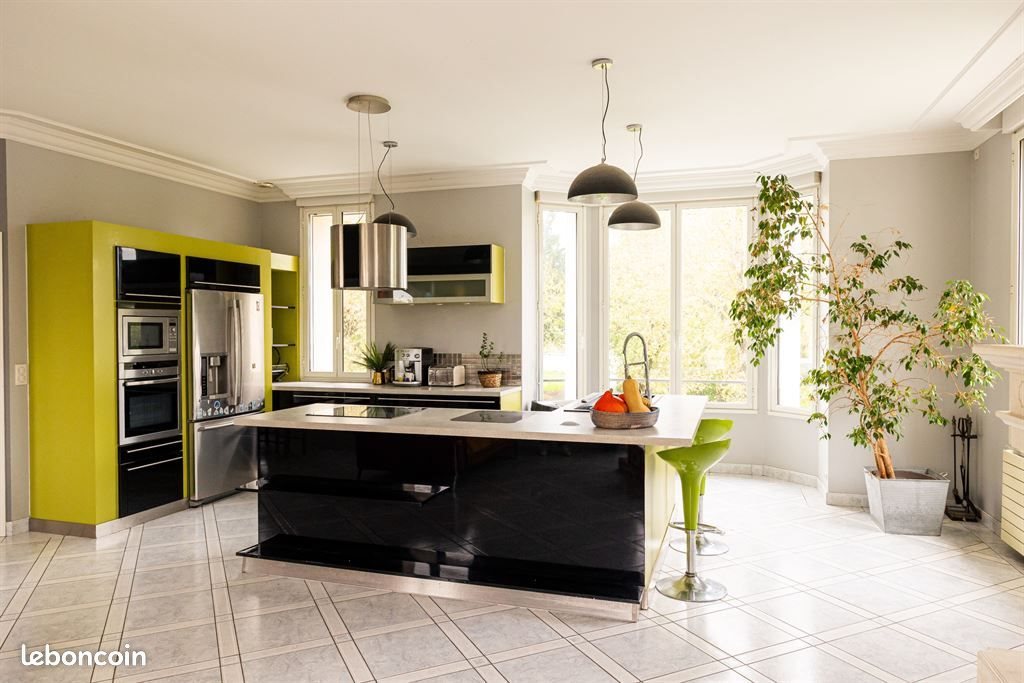 Maison à vendre, 182m², Saint-Symphorien