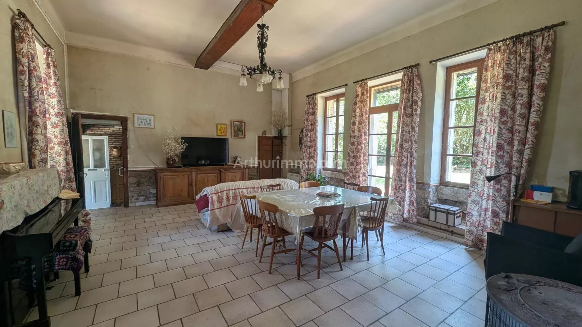 Maison à vendre, 210m², Moux-en-Morvan