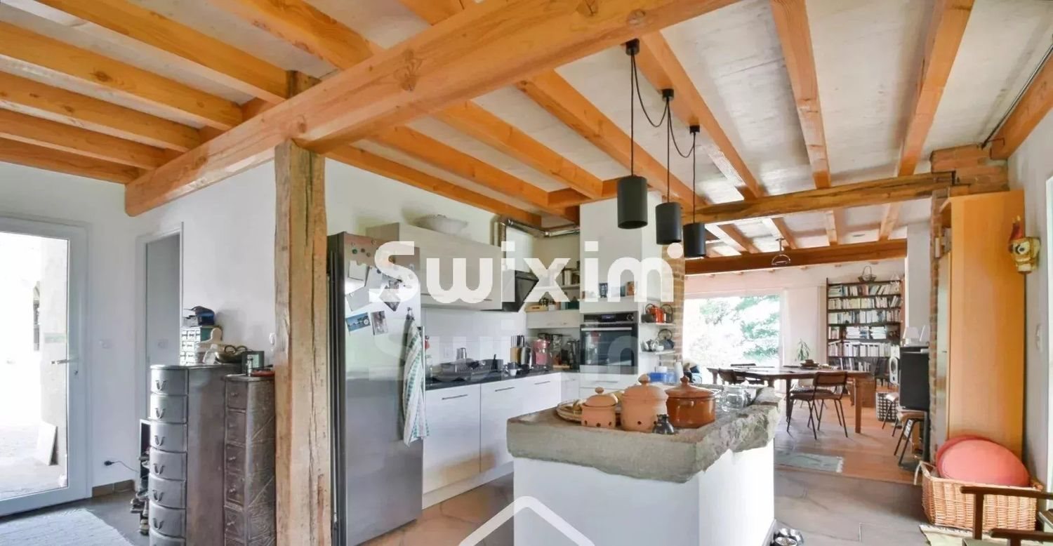 Maison à vendre, 330m², Montpont-en-Bresse
