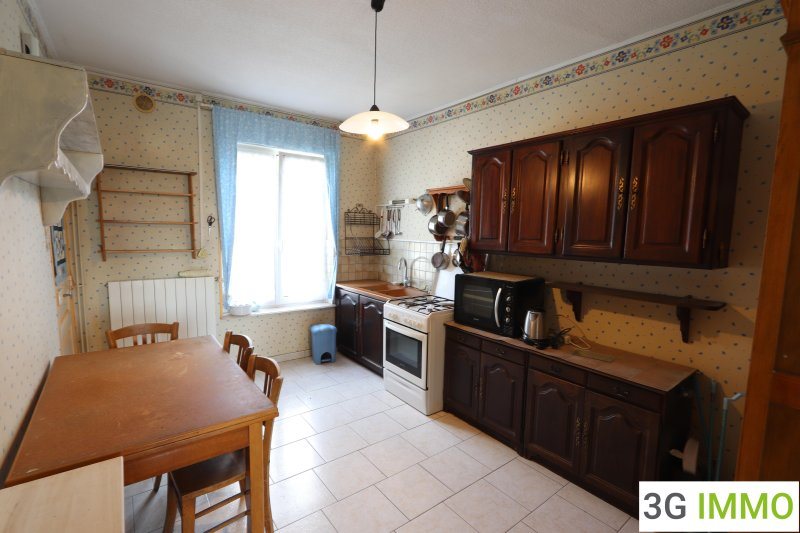 Maison à vendre, 3m², Trieux