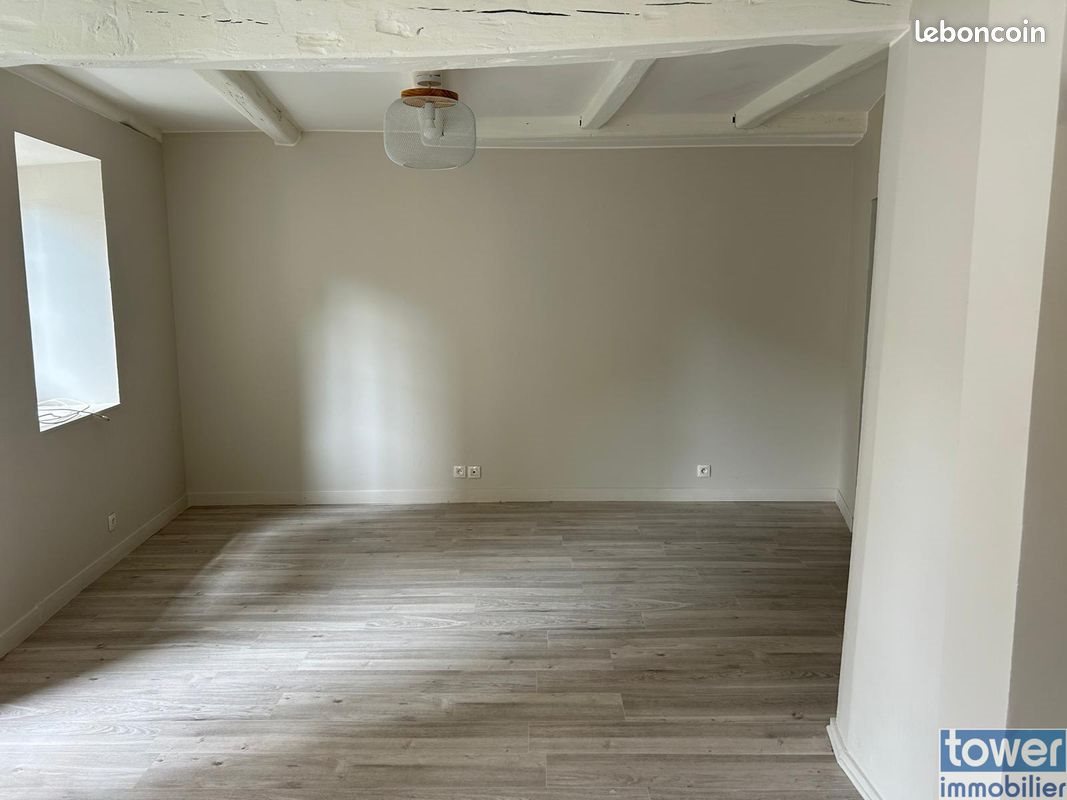 Maison à vendre, 93m², Charroux