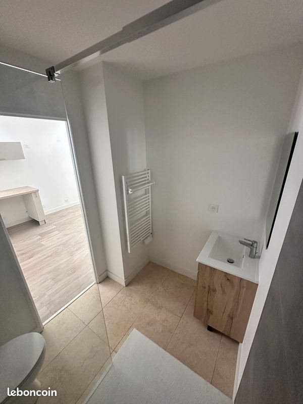 Appartement à louer, 30m², Saintes