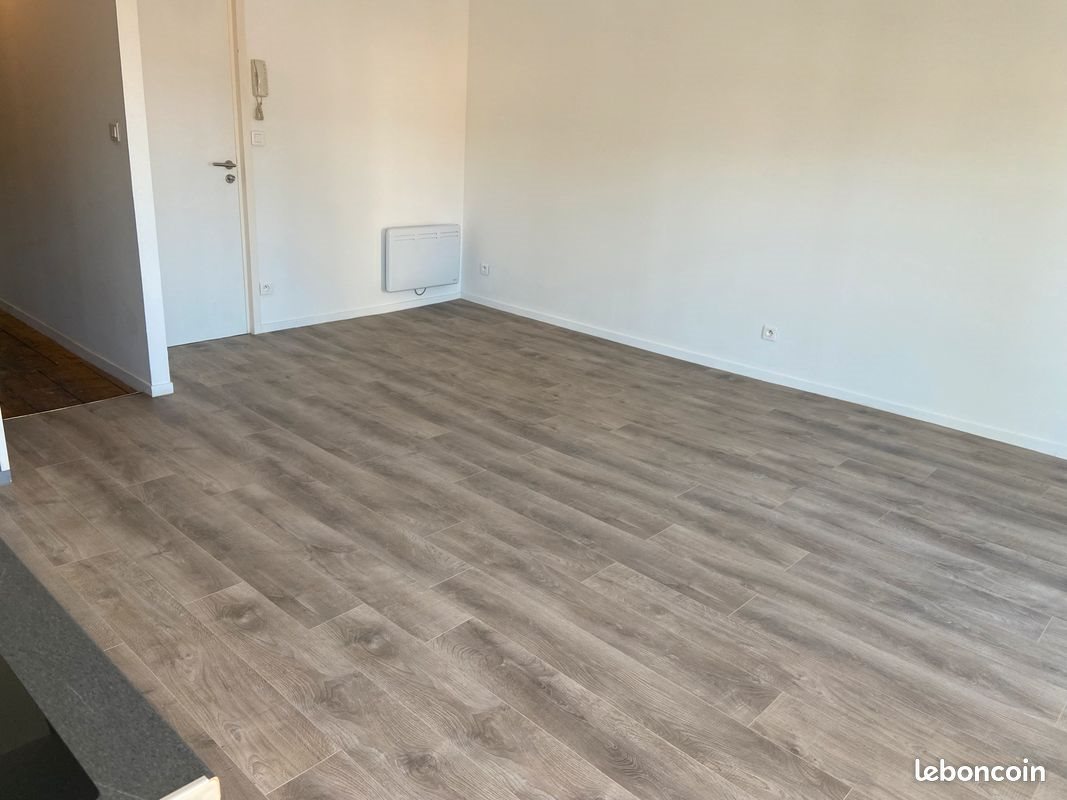 Appartement à louer, 35m², Saintes