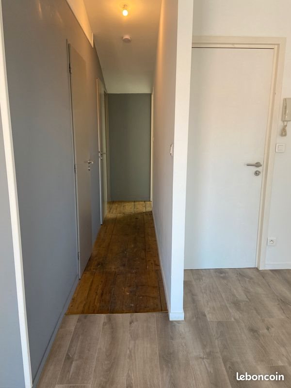 Appartement à louer, 35m², Saintes