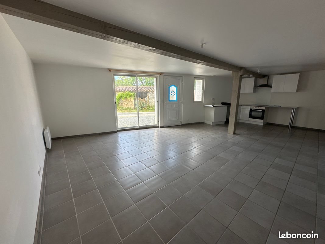 Maison à louer, 83m², Saint-Romain-de-Benet