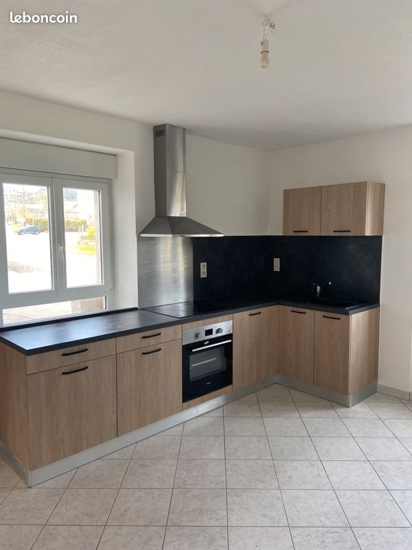 Appartement à louer, 90m², Orchamps-Vennes