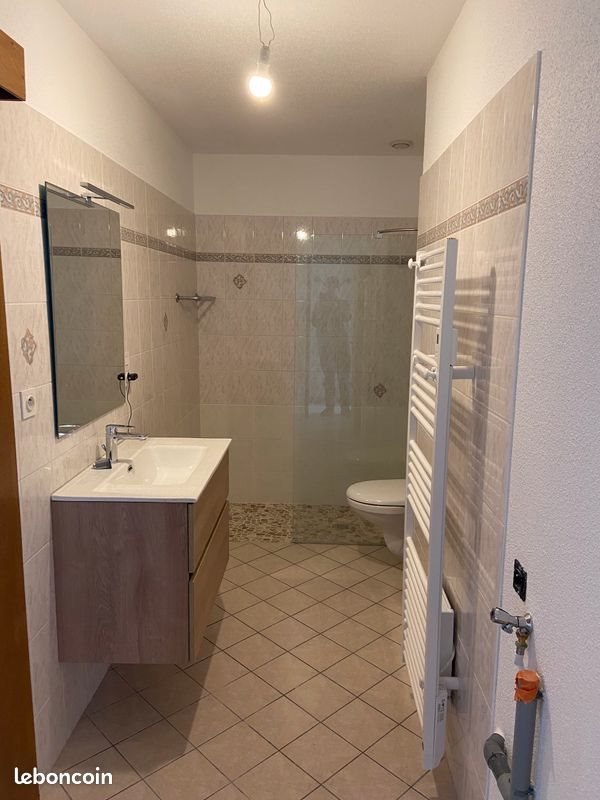 Appartement à louer, 90m², Orchamps-Vennes