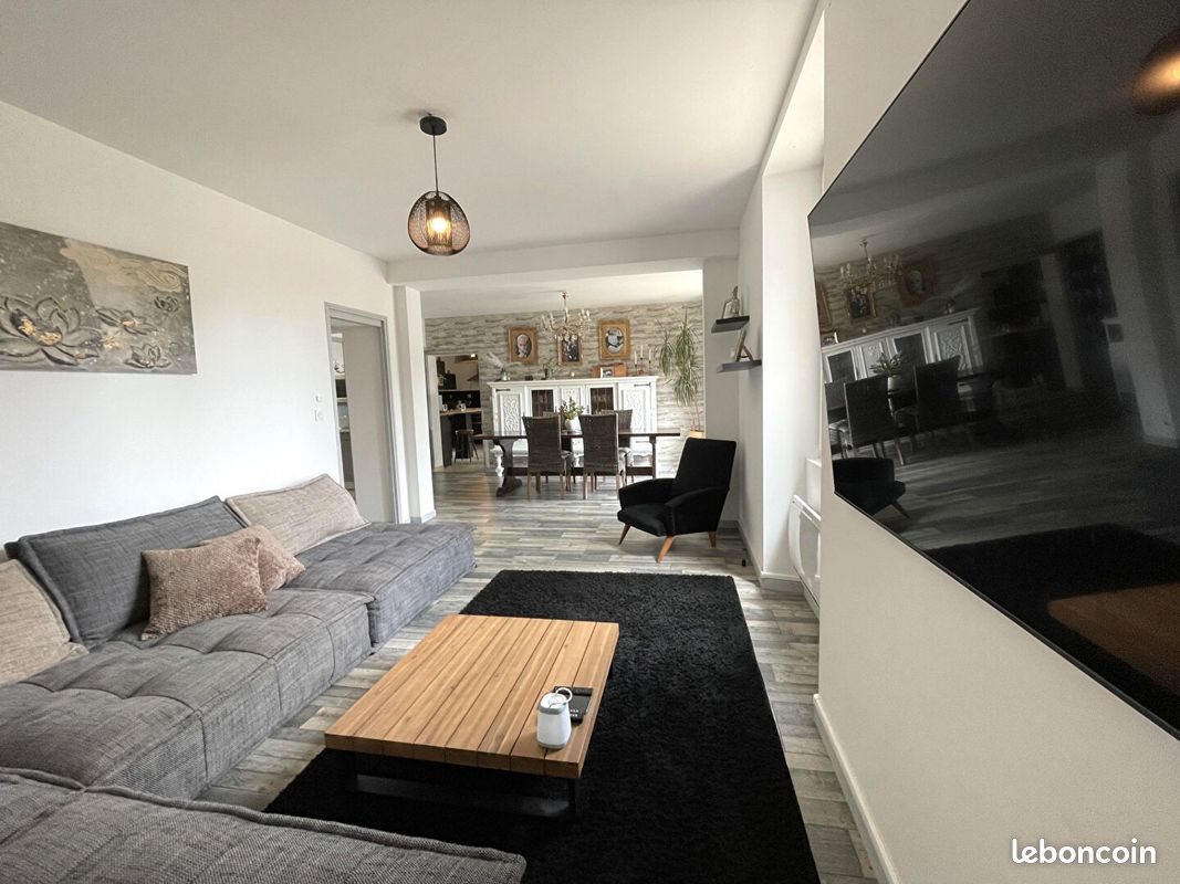Maison à vendre, 182m², Morlaàs