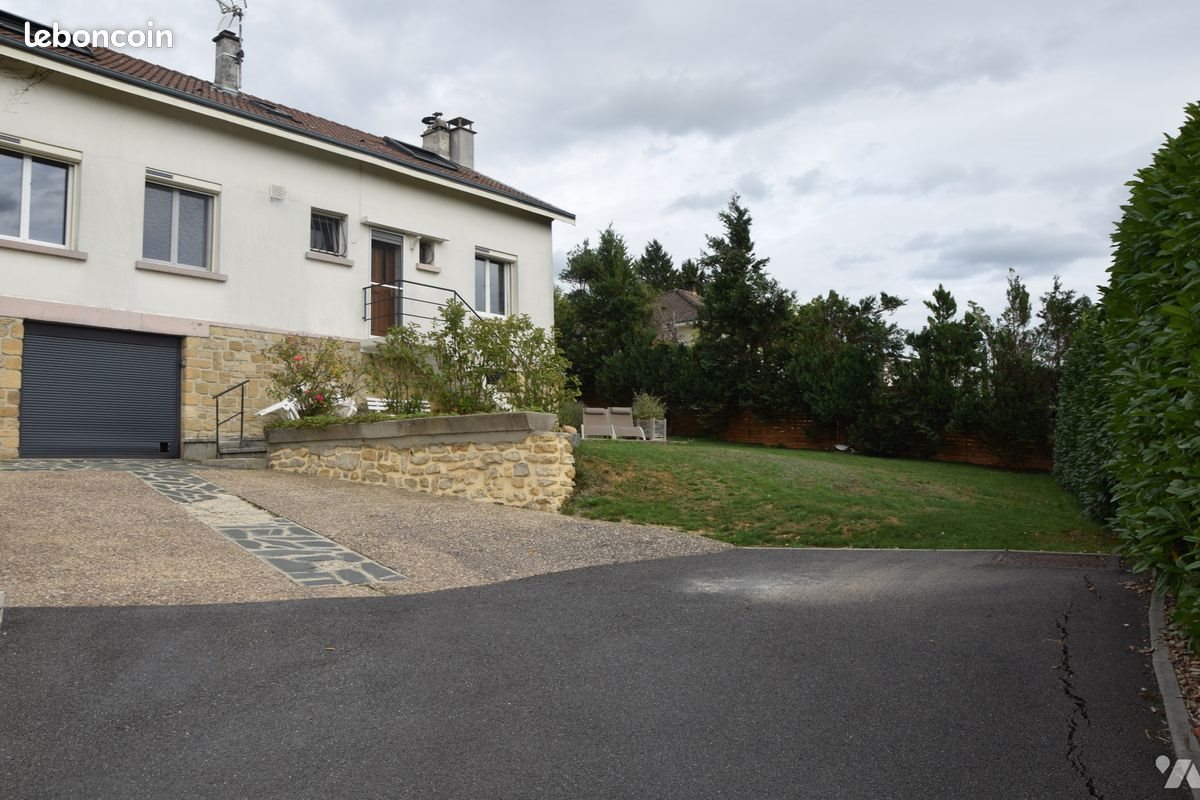 Maison à vendre, 130m², Mouzon