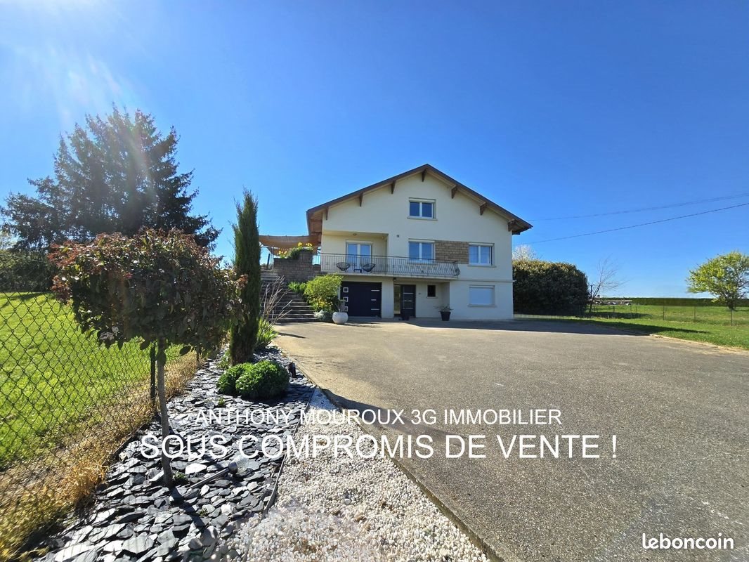 Maison à vendre, 222m², Viriat